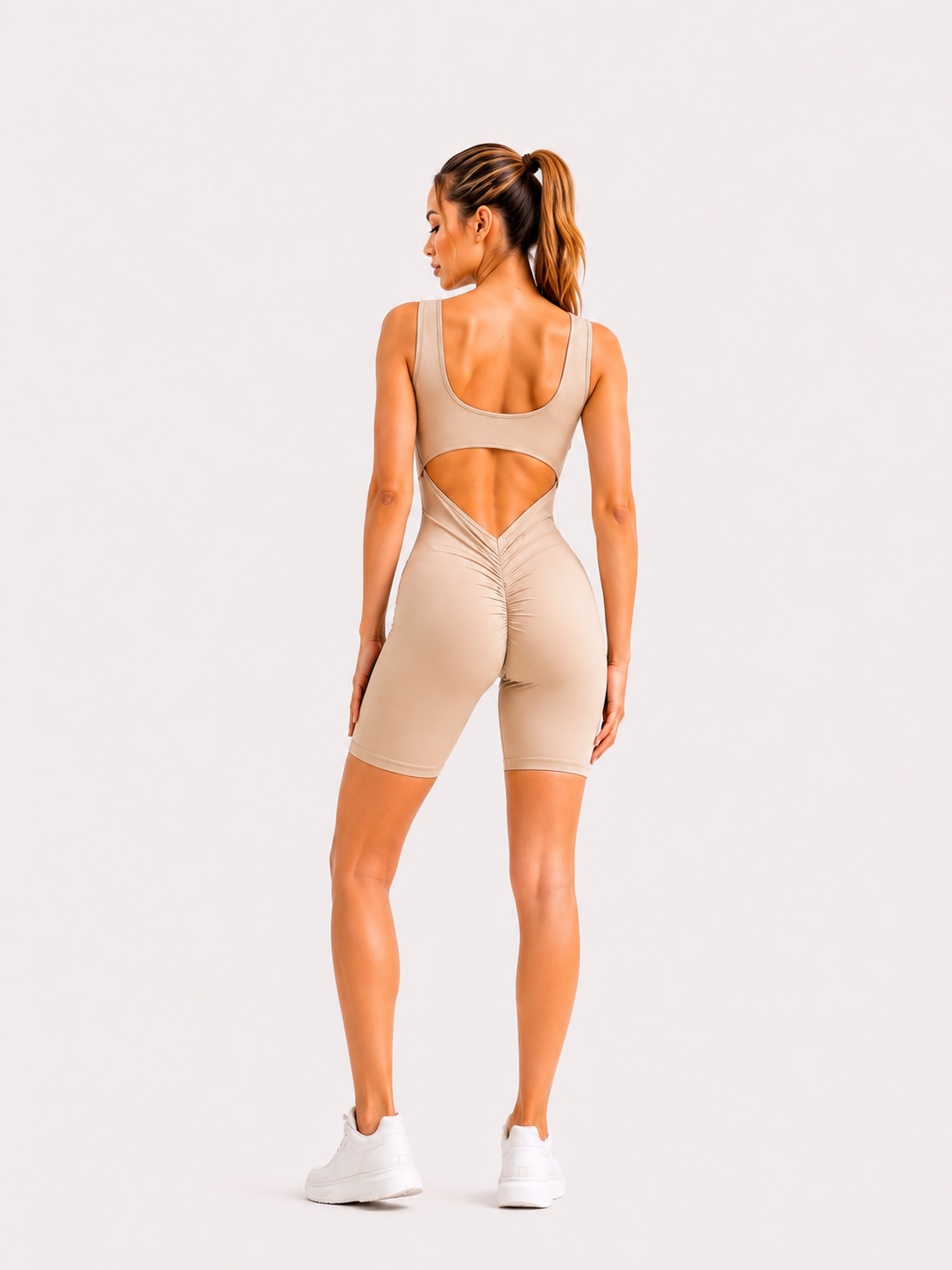 Bej Arkası Büzgülü Kısa ( Scrunch Butt ) Şort Spor Tayt Tulum