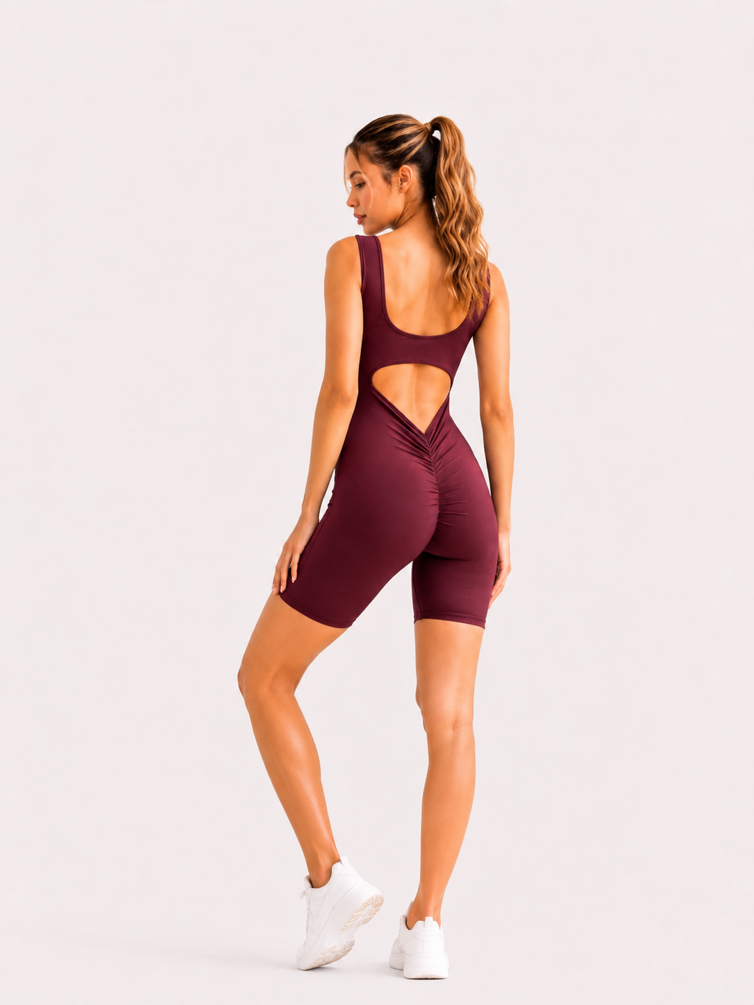 Bordo Arkası Büzgülü Kısa ( Scrunch Butt ) Şort Spor Tayt Tulum